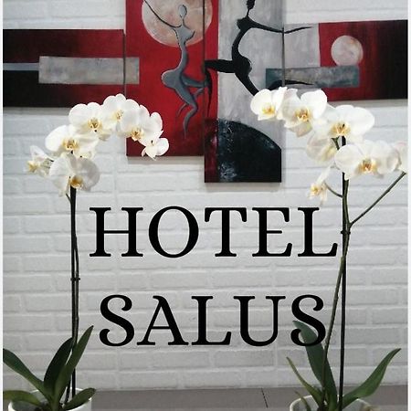 Hotel Salus Milán Exterior foto