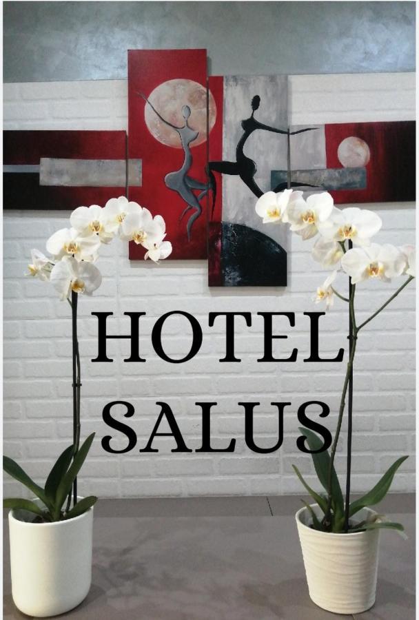 Hotel Salus Milán Exterior foto